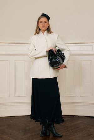 Image 3 of 7