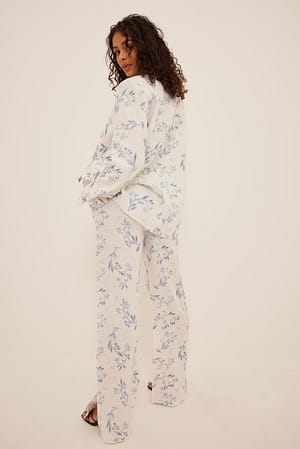 Image 4 of 5