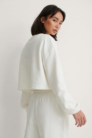 Image 2 of 6