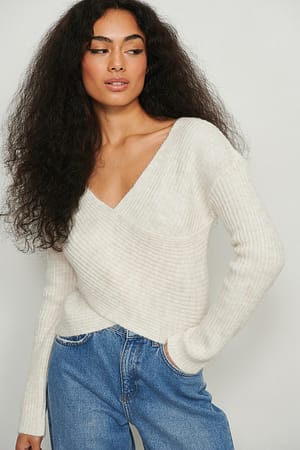 White Strikket slå om-sweater