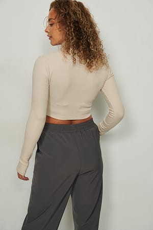 Image 2 of 4
