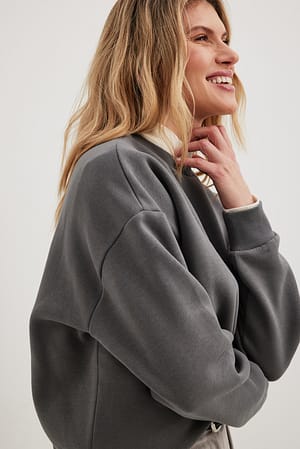 Dark Grey Oversized genser