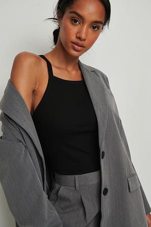Black Rib-singlet i genanvendt materiale