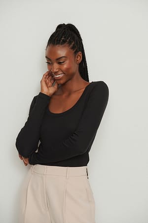 Black Scoop Neck Ribbed Top