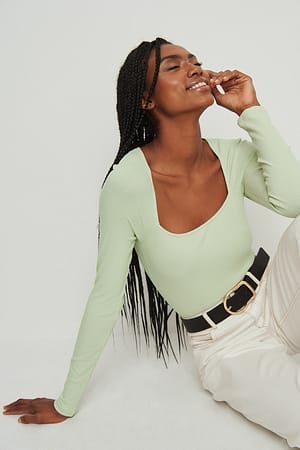 Light Green Geribde top met vierkante halslijn