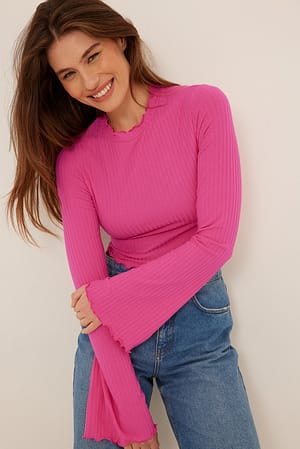 Pink Top reciclado acanalado con mangas acampanadas