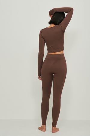 Image 3 of 4