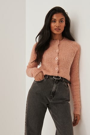 Dusty Dark Pink Zachte vest met knopen en ronde hals
