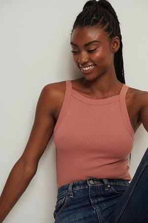 Dusty Dark Pink Round Neck Ribbed Tank