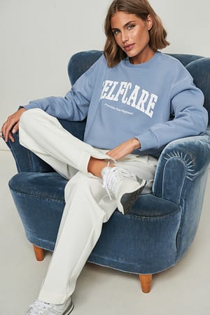 Image 3 of 4