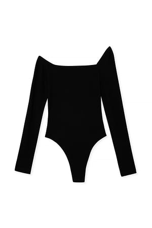 Black Body une épaule