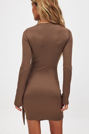 Image 2 of 4