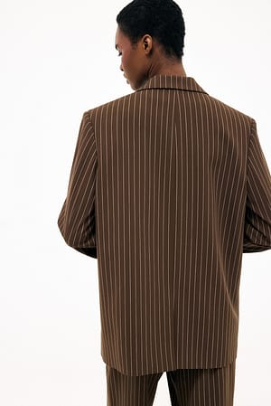 Image 2 of 6