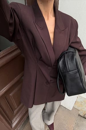 Plum Oversize-Blazer mit taillierter Taille