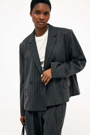 Grey Melange Oversized cropped blazer met krijtstreep