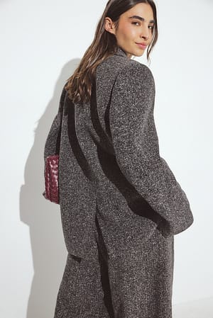 Image 2 of 7
