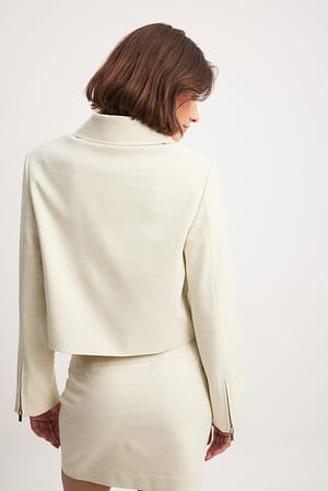 Image 2 of 6