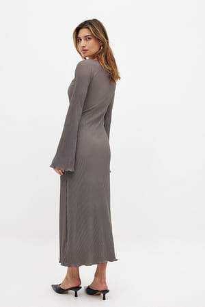 Image 2 of 5