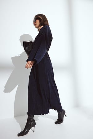 Image 3 of 6