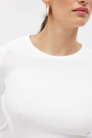 Image 4 of 5