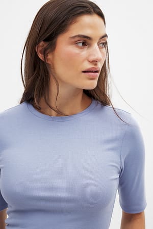 Image 4 of 5
