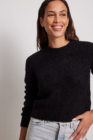 Black Weicher Pullover mit Rundhalsausschnitt