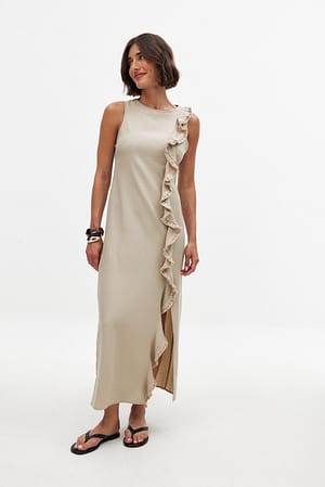 Beige Robe mi-longue à volants et franges