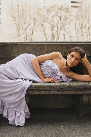 Dusty Lilac Robe longue volantée ample