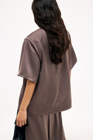 Image 2 of 4