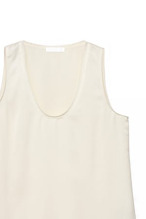 Image 6 of 6