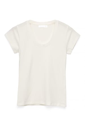 Offwhite Scoop Neck T-Shirt