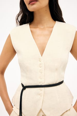 Cream Formet vest