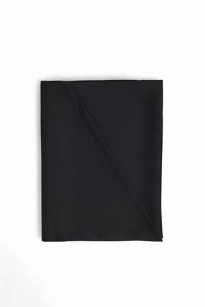 Black Foulard brillant