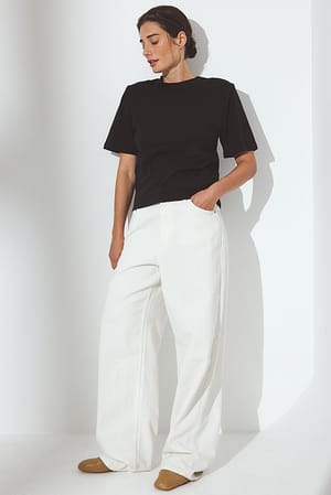 Image 2 of 6