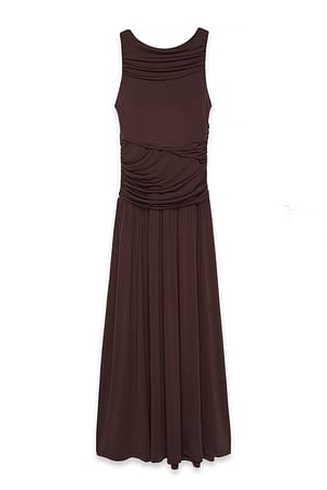 Brown ärmelloses Maxikleid mit tiefer Taille