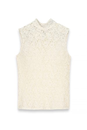 White Mouwloze top met kant