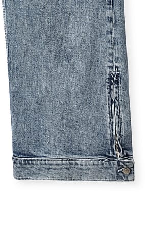 Image 4 of 7