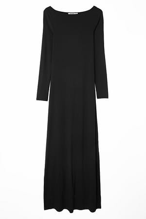 Black Soft Line Boat Neck Maxi Dress