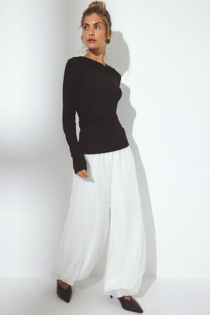 Image 3 of 6