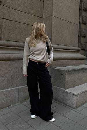 Image 3 of 7