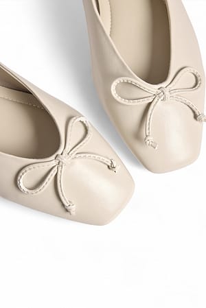 Image 4 of 4
