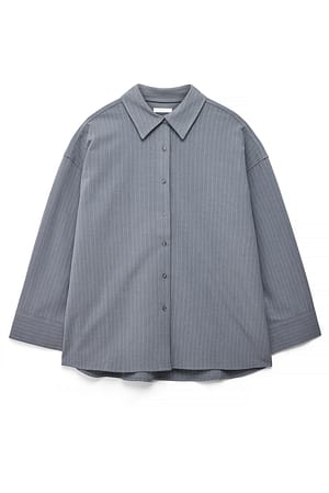 Grey Pinstripe Camisa extragrande a rayas