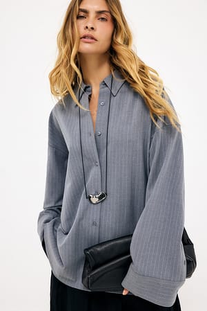 Grey Pinstripe Oversized skjorte med striper