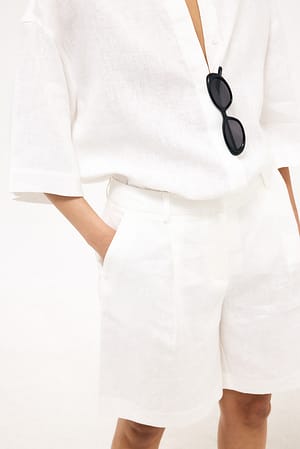Image 3 of 4