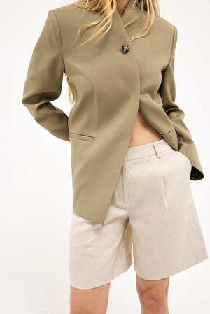 Image 3 of 6