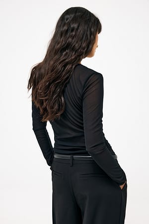 Image 2 of 6