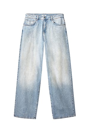 Light Blue Jeans med detaljer og vaskeeffekt