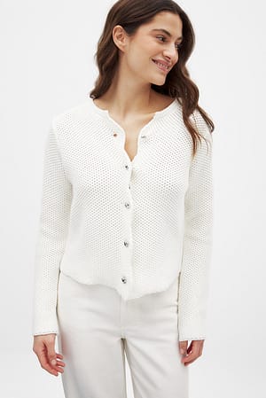 White Cardigan en maille à bords ondulés