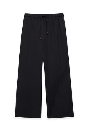 Black Hose mit weitem Bein und mittlerer Taille