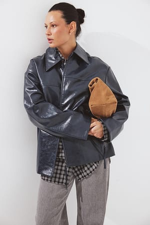 Blue Kunstlederjacke mit Reißverschlussdetail